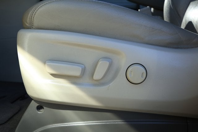 2017 Toyota Sienna XLE 8 Passenger