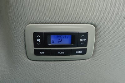 2017 Toyota Sienna XLE 8 Passenger