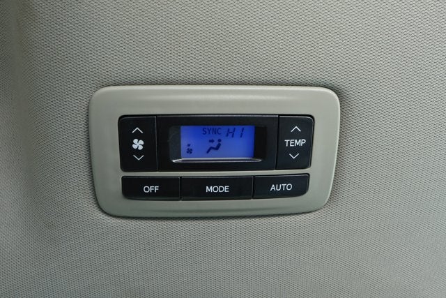 2017 Toyota Sienna XLE 8 Passenger