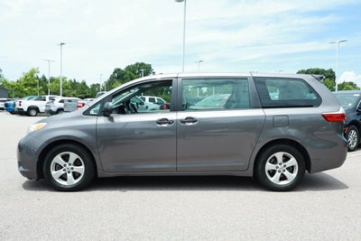 2015 Toyota Sienna L 7 Passenger