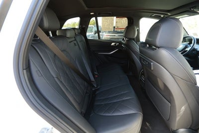 2023 BMW X5 sDrive40i