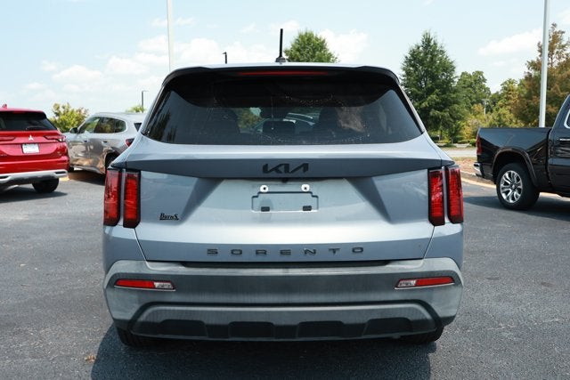 2022 Kia Sorento LX