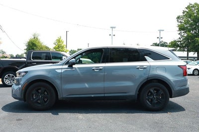 2022 Kia Sorento LX