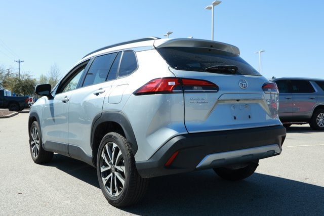 2024 Toyota Corolla Cross XLE