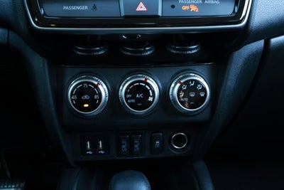 2024 Mitsubishi Outlander Sport SE