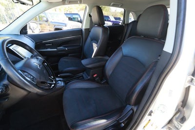 2024 Mitsubishi Outlander Sport SE