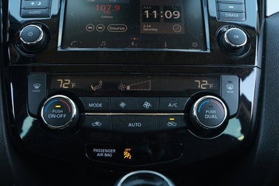 2020 Nissan Rogue Sport SV FWD Xtronic CVT