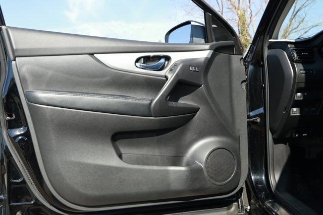 2020 Nissan Rogue Sport SV FWD Xtronic CVT