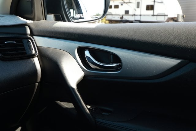 2020 Nissan Rogue Sport SV FWD Xtronic CVT