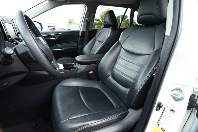 2020 Toyota RAV4 XLE Premium