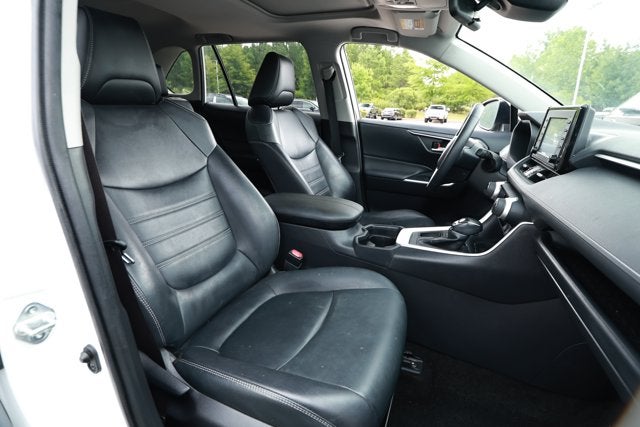 2020 Toyota RAV4 XLE Premium