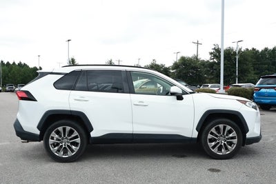 2020 Toyota RAV4 XLE Premium