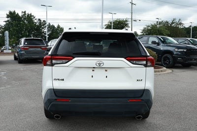2020 Toyota RAV4 XLE Premium