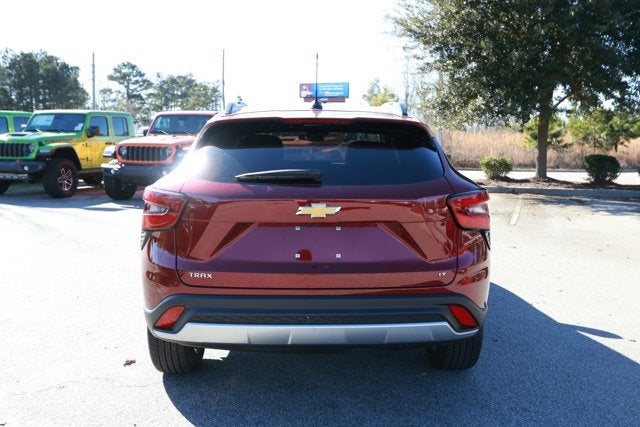 2025 Chevrolet Trax FWD LT