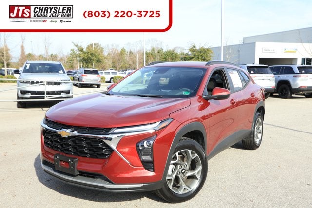 2025 Chevrolet Trax FWD LT