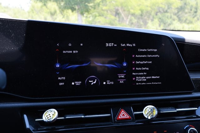 2023 Kia Niro SX Touring