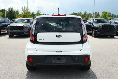 2017 Kia Soul Base
