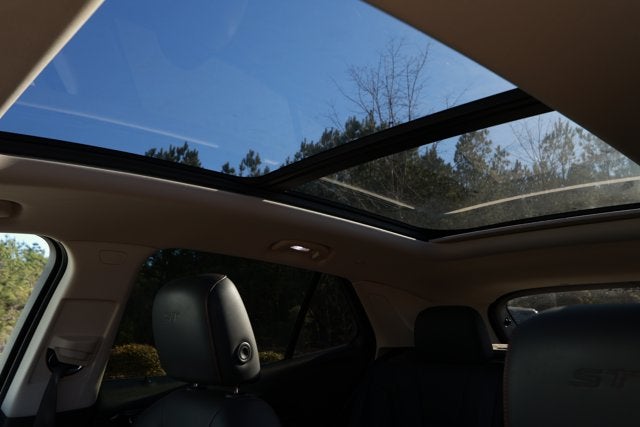 2023 Buick Envision Essence FWD