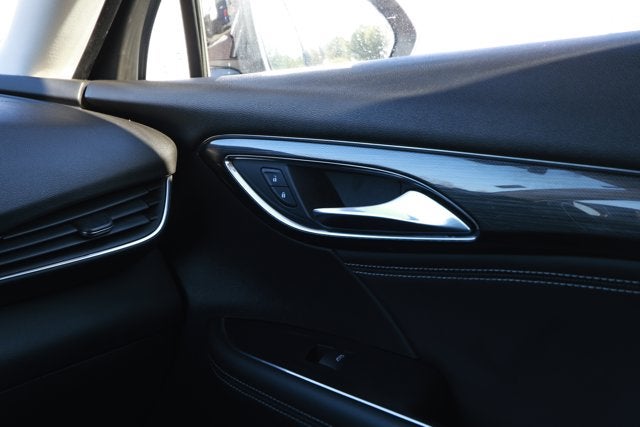 2023 Buick Envision Essence FWD