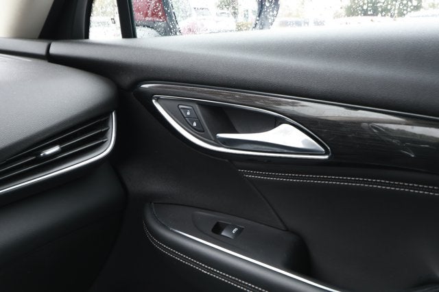 2023 Buick Envision Essence FWD