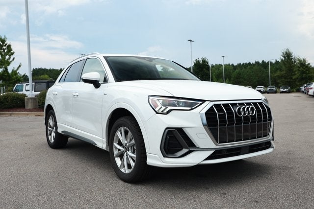 2025 Audi Q3 Premium 45 TFSI S line quattro Tiptronic