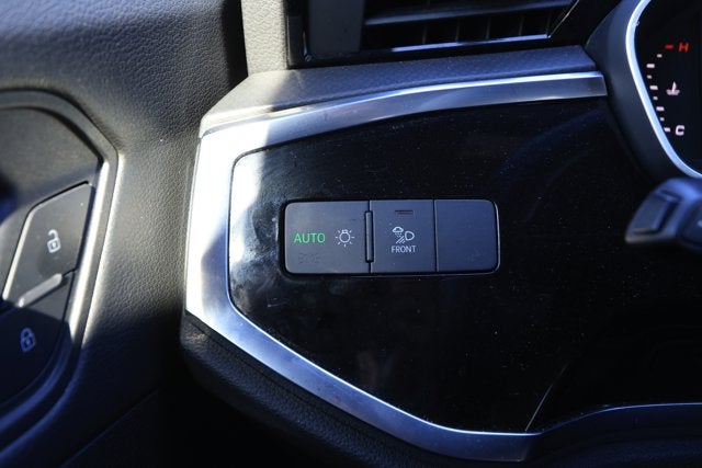 2024 Audi Q3 Premium 45 TFSI S line quattro Tiptronic