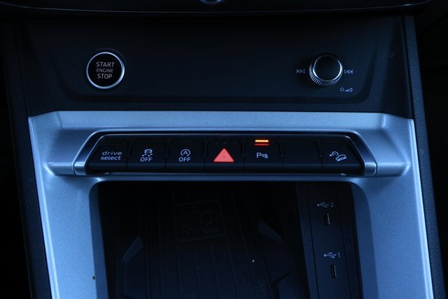 2024 Audi Q3 Premium 45 TFSI S line quattro Tiptronic