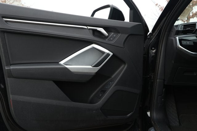 2024 Audi Q3 Premium 45 TFSI S line quattro Tiptronic