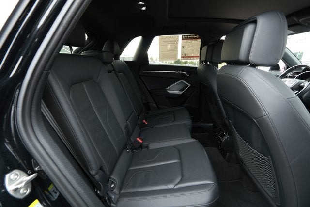 2024 Audi Q3 Premium 45 TFSI S line quattro Tiptronic