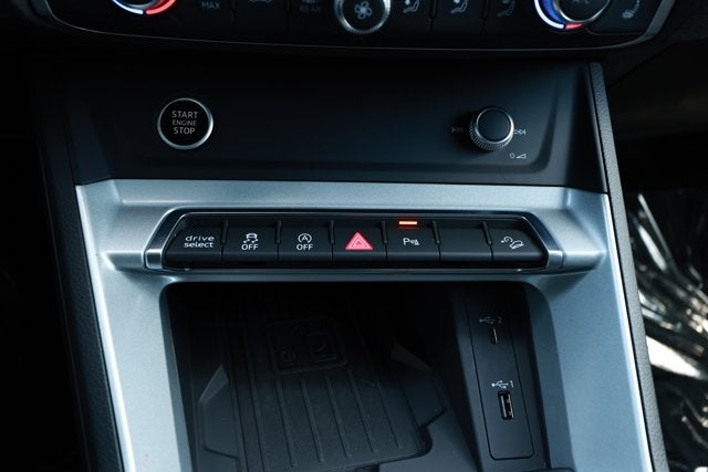 2021 Audi Q3 Premium Plus 45 TFSI S line quattro Tiptronic