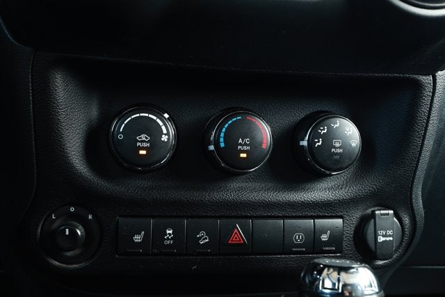 2018 Jeep Wrangler JK Unlimited Freedom Edition 4x4