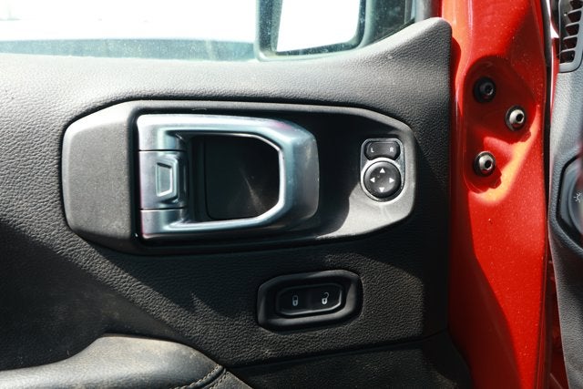 2020 Jeep Wrangler Unlimited Sahara Altitude 4x4