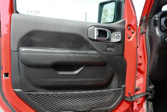 2020 Jeep Wrangler Unlimited Sahara Altitude 4x4