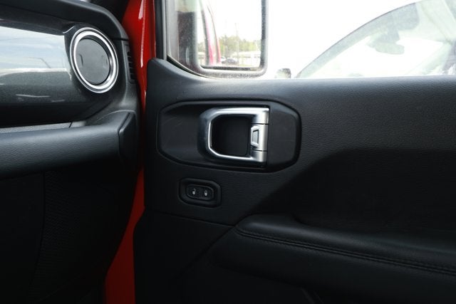 2020 Jeep Wrangler Unlimited Sahara Altitude 4x4