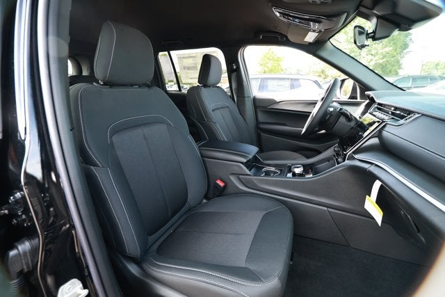 2026 Jeep Grand Cherokee GRAND CHEROKEE LAREDO 4X2