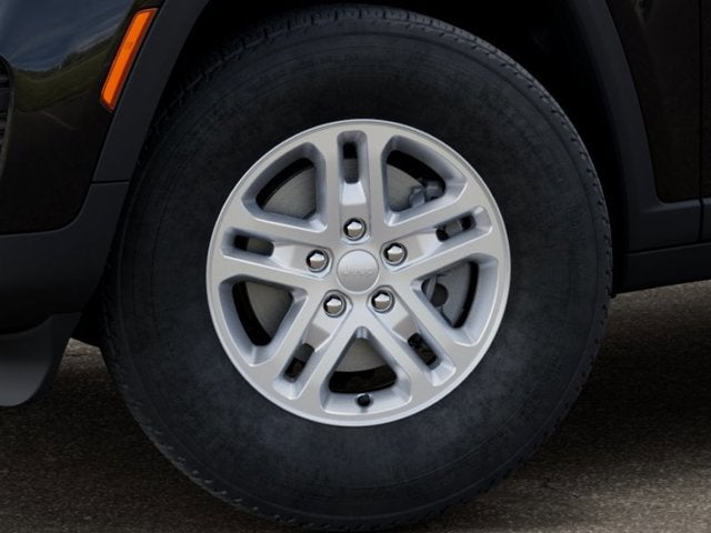 2025 Jeep Grand Cherokee GRAND CHEROKEE LAREDO 4X2