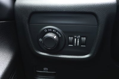 2026 Jeep Grand Cherokee GRAND CHEROKEE LAREDO X 4X2