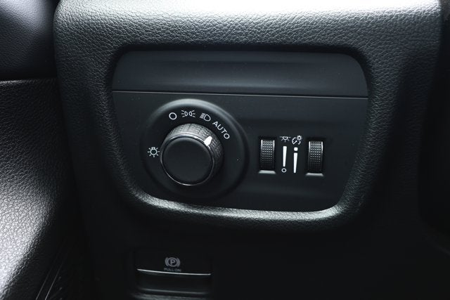 2026 Jeep Grand Cherokee GRAND CHEROKEE LAREDO X 4X2