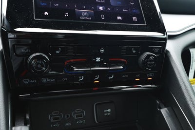 2026 Jeep Grand Cherokee GRAND CHEROKEE LAREDO X 4X2