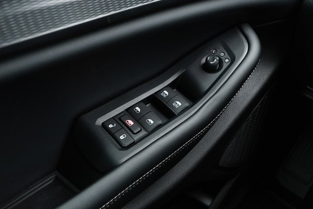 2026 Jeep Grand Cherokee GRAND CHEROKEE LAREDO X 4X2