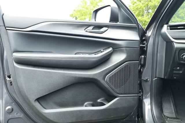 2026 Jeep Grand Cherokee GRAND CHEROKEE LAREDO X 4X2