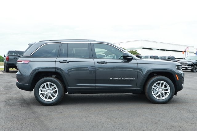 2026 Jeep Grand Cherokee GRAND CHEROKEE LAREDO X 4X2
