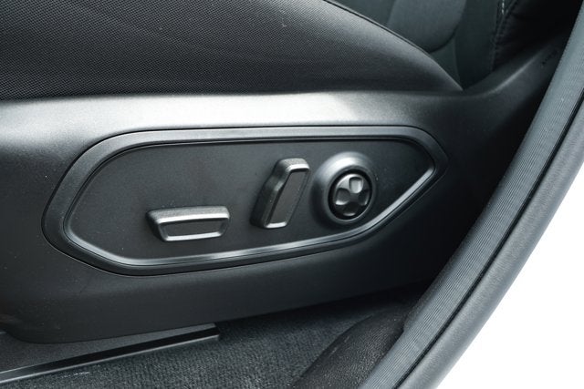 2026 Jeep Grand Cherokee GRAND CHEROKEE LAREDO X 4X2