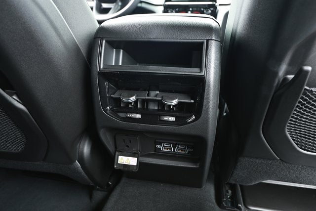 2026 Jeep Grand Cherokee GRAND CHEROKEE LAREDO X 4X2