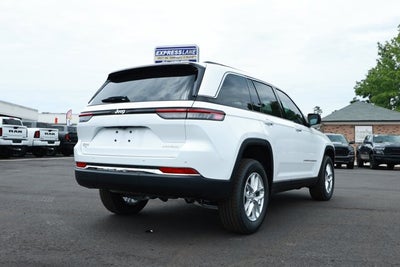 2026 Jeep Grand Cherokee GRAND CHEROKEE LAREDO X 4X2