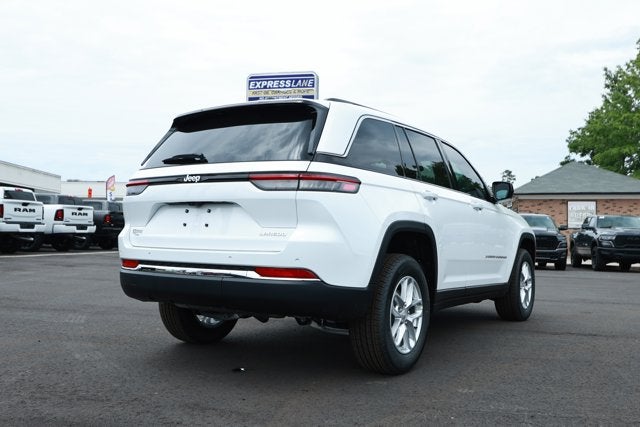 2026 Jeep Grand Cherokee GRAND CHEROKEE LAREDO X 4X2
