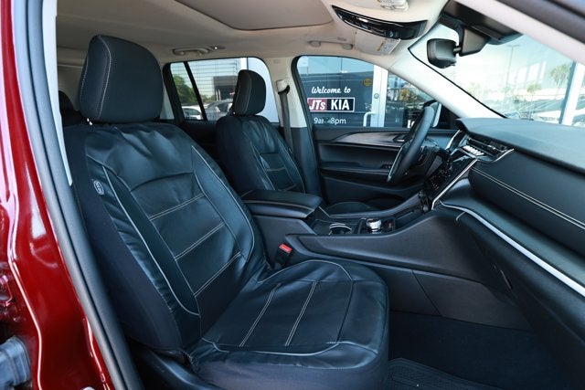 2024 Jeep Grand Cherokee Laredo X 4x2