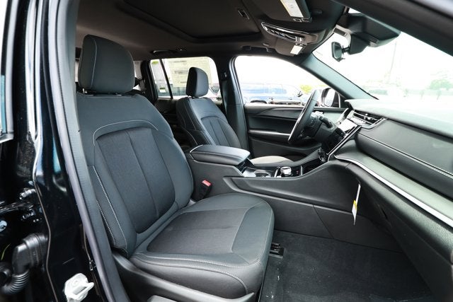 2026 Jeep Grand Cherokee GRAND CHEROKEE LAREDO X 4X2