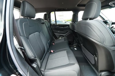 2026 Jeep Grand Cherokee GRAND CHEROKEE LAREDO X 4X2