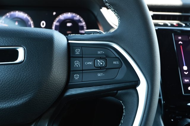 2026 Jeep Grand Cherokee GRAND CHEROKEE LAREDO 4X2